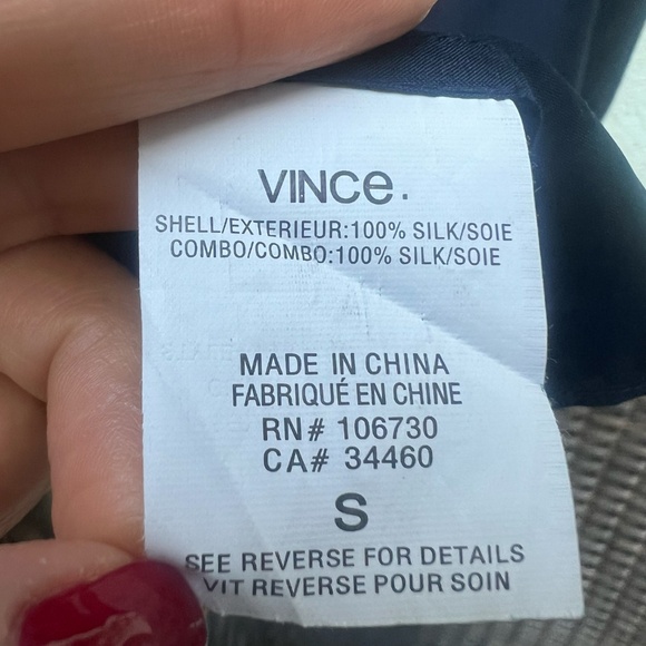 Vince Slik Top - Picture 13 of 15